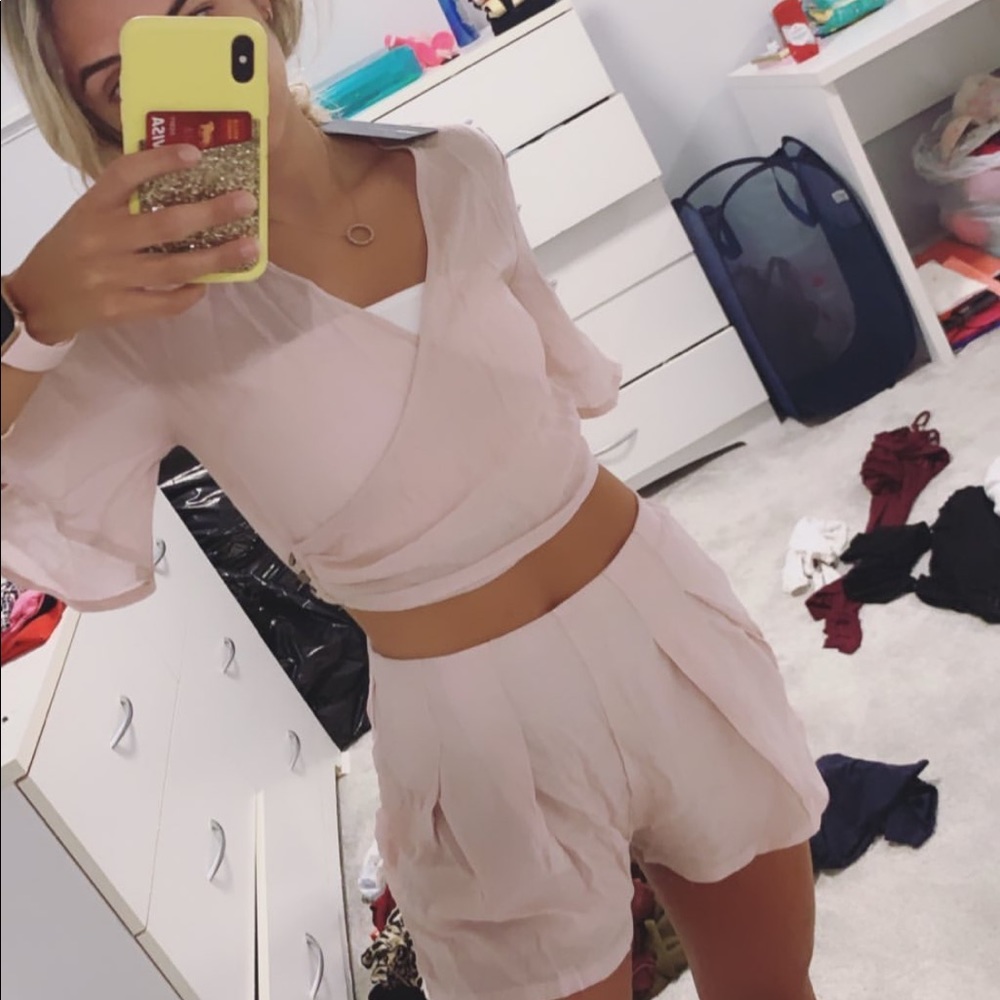 Two piece set
